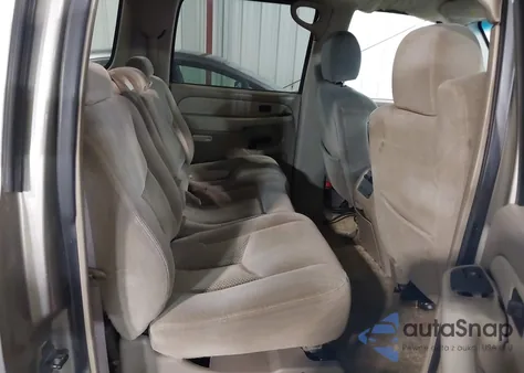 2003 Chevrolet Suburban 1500 Ls из США, поврежденный, VIN 3GNFK16Z53G299234